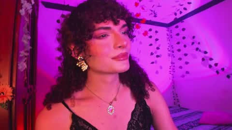 Lucy or Lucian 3 Come to my social Links3   online show from April 11, 2:05 am