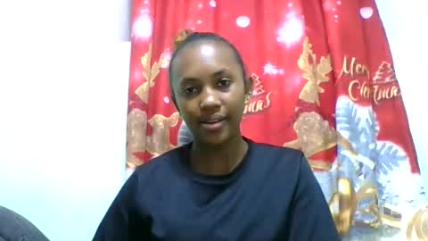 Snapshot of lucie196645 chatting on June 1, 6:26 am lucie196645 online show from June 1, 6:26 am