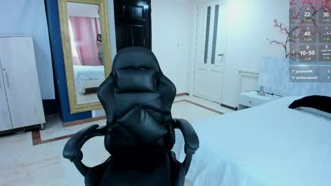Snapshot of lucifer_dauhgter chatting on May 8, 8:36 pm Lucy online show from May 8, 8:36 pm