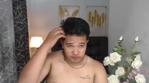 Luciferhotcum online show from February 15, 6:55 pm