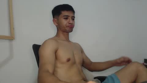 Snapshot of lucifferr_ chatting on February 27, 3:58 am leonel online show from February 27, 3:58 am