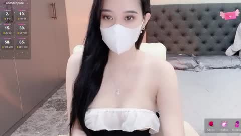 lucii04 online show from April 21, 10:54 am