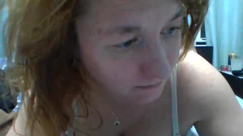 Snapshot of luciii113 chatting on February 27, 6:46 am luciii113 online show from February 27, 6:46 am