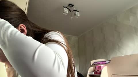 Snapshot of lucindascercy chatting on June 30, 6:14 am Maya online show from June 30, 6:14 am