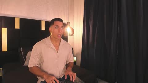 Lucio online show from February 3, 11:59 am