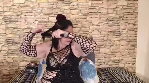 Grace online show from November 18, 6:23 pm