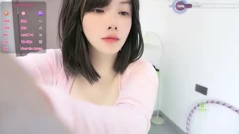 luckaisha online show from March 5, 9:00 pm