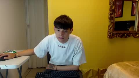 luckk_ online show from May 21, 5:14 am