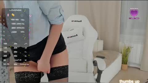 lucky__lady_ online show from February 10, 10:47 pm