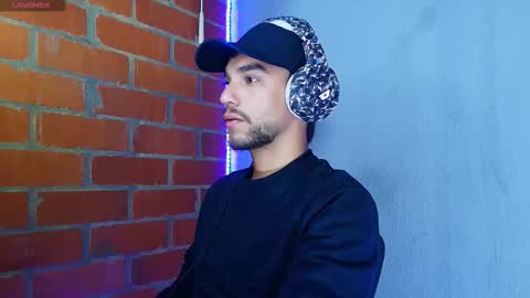 lucky_blessed online show from September 15, 9:31 am