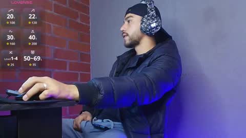 Snapshot of lucky_blessed chatting on May 13, 9:17 am lucky_blessed online show from May 13, 9:17 am