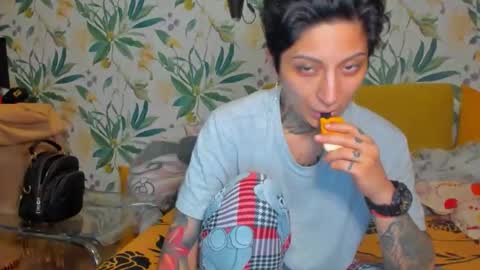 lucky_denizz online show from February 21, 10:49 am