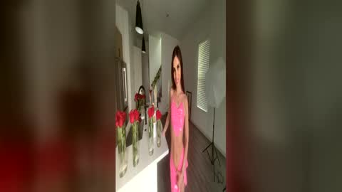Snapshot of lucky_g3ld chatting on June 3, 12:30 pm lucky_g3ld online show from June 3, 12:30 pm