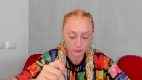 lucky_licky20 online show from October 13, 11:49 pm