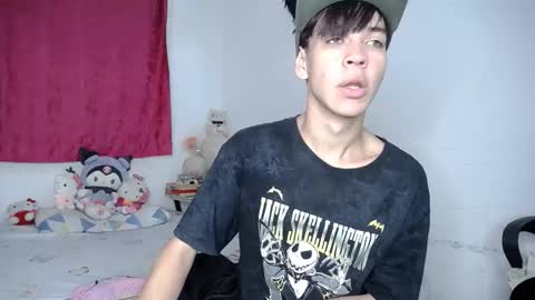 lucky_strickee online show from October 21, 3:40 am