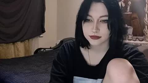 Snapshot of luckybastrad0677 chatting on May 27, 5:21 pm luckybastrad0677 online show from May 27, 5:21 pm