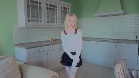 Kiki online show from March 31, 6:58 am