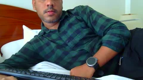 luckyfinalone online show from September 30, 7:30 pm