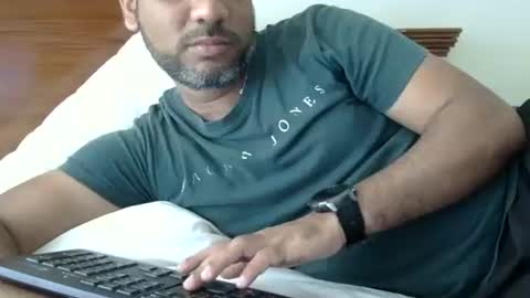 luckyfinalone online show from November 8, 4:07 pm