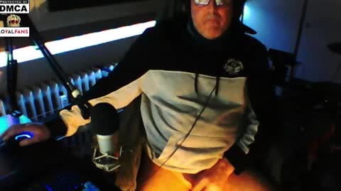 Snapshot of luckyfreak1 chatting on January 16, 9:08 pm call me Stefan online show from January 16, 9:08 pm