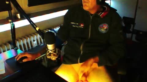 Snapshot of luckyfreak1 chatting on September 12, 6:52 pm call me Stefan online show from September 12, 6:52 pm