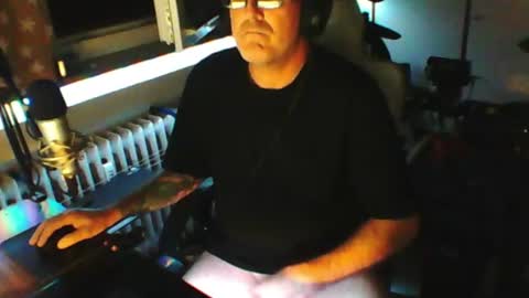 Snapshot of luckyfreak1 chatting on July 13, 12:57 am call me Stefan online show from July 13, 12:57 am