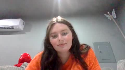 luckygirl96 online show from September 25, 12:14 am