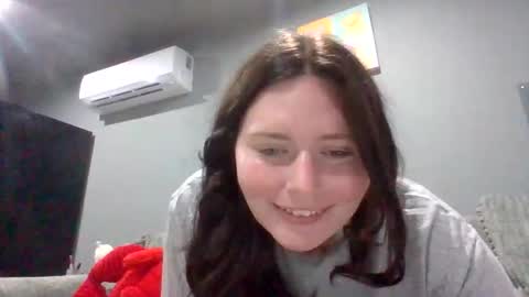 luckygirl96 online show from October 16, 12:33 am