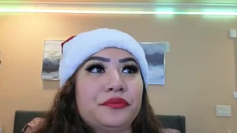 luckylee1992 online show from December 18, 12:27 am