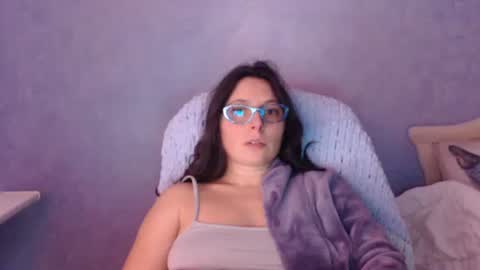 luckylinda23 online show from February 7, 12:03 am