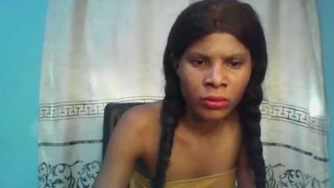 Snapshot of luckymadequeen chatting on January 8, 1:31 pm Gloria online show from January 8, 1:31 pm