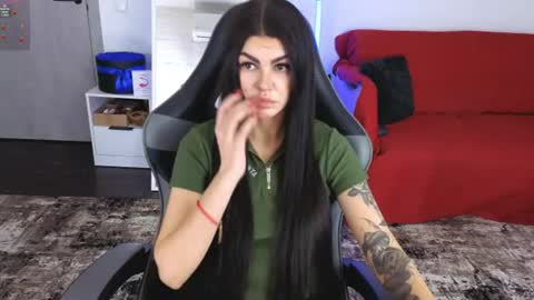 Snapshot of luckyrebel_ chatting on June 18, 7:41 am Monika online show from June 18, 7:41 am