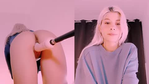 luckysapphire777 online show from December 15, 1:43 pm