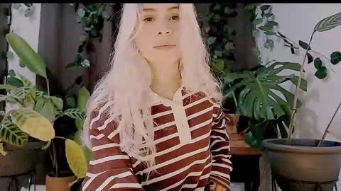 luckysapphire777 online show from November 2, 9:55 am