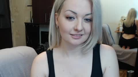 LuckyShot online show from April 10, 2:00 pm