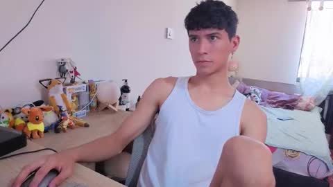 Lu Independent Model online show from February 9, 3:27 pm