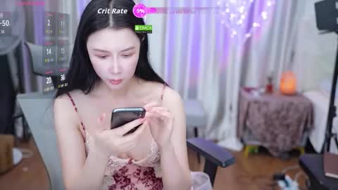 Lucy online show from February 26, 2:10 am