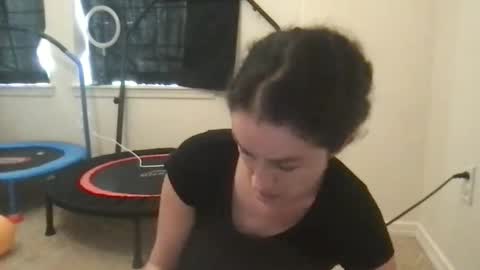 Lucy online show from March 22, 1:20 am