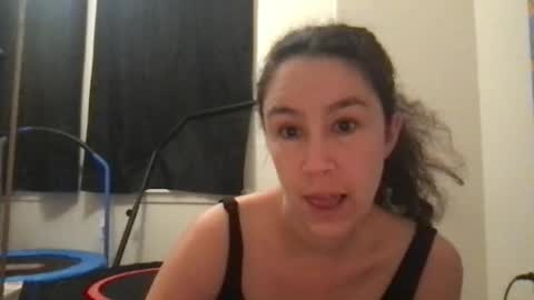 Snapshot of lucy_allison chatting on May 15, 10:11 am Lucy online show from May 15, 10:11 am