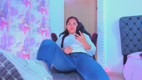 Snapshot of lucy_chanel chatting on April 30, 2:07 am lucy online show from April 30, 2:07 am