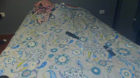 Snapshot of lucy_dreams69 chatting on May 31, 1:03 am Lucia online show from May 31, 1:03 am