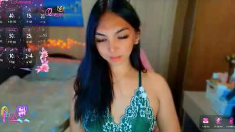 Snapshot of lucy_gray29 chatting on July 1, 4:25 am Lucy online show from July 1, 4:25 am