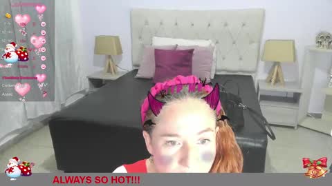 Snapshot of lucy_hot77 chatting on January 6, 1:31 am Lucia online show from January 6, 1:31 am