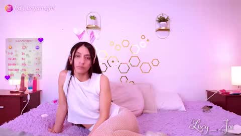 Luciana online show from October 7, 2:09 am