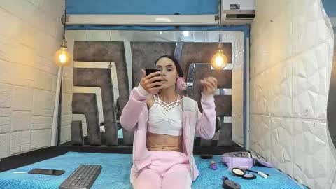 Lucy unlimit come back here  online show from March 20, 2:33 pm