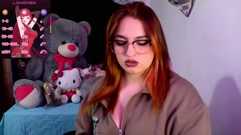 LUCIA  online show from October 27, 11:20 pm