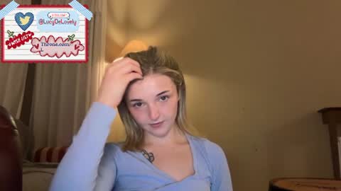 Snapshot of lucydelovely chatting on July 18, 11:41 pm Lucy online show from July 18, 11:41 pm