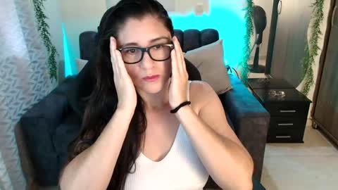 Snapshot of lucyli_ chatting on July 12, 2:19 pm LUCY online show from July 12, 2:19 pm