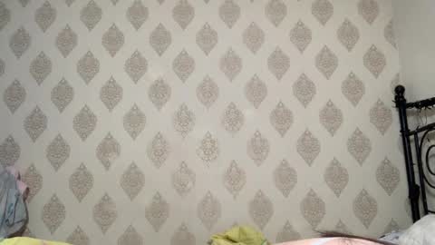 Lucy online show from April 18, 1:09 am