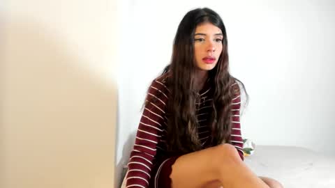 lucyportman online show from February 23, 5:49 am